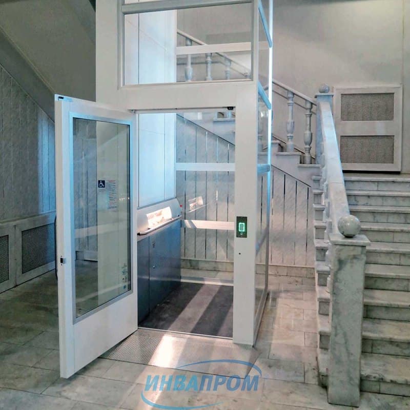 Вертикальный инвалидный подъемник ИНВАПРОМ А1